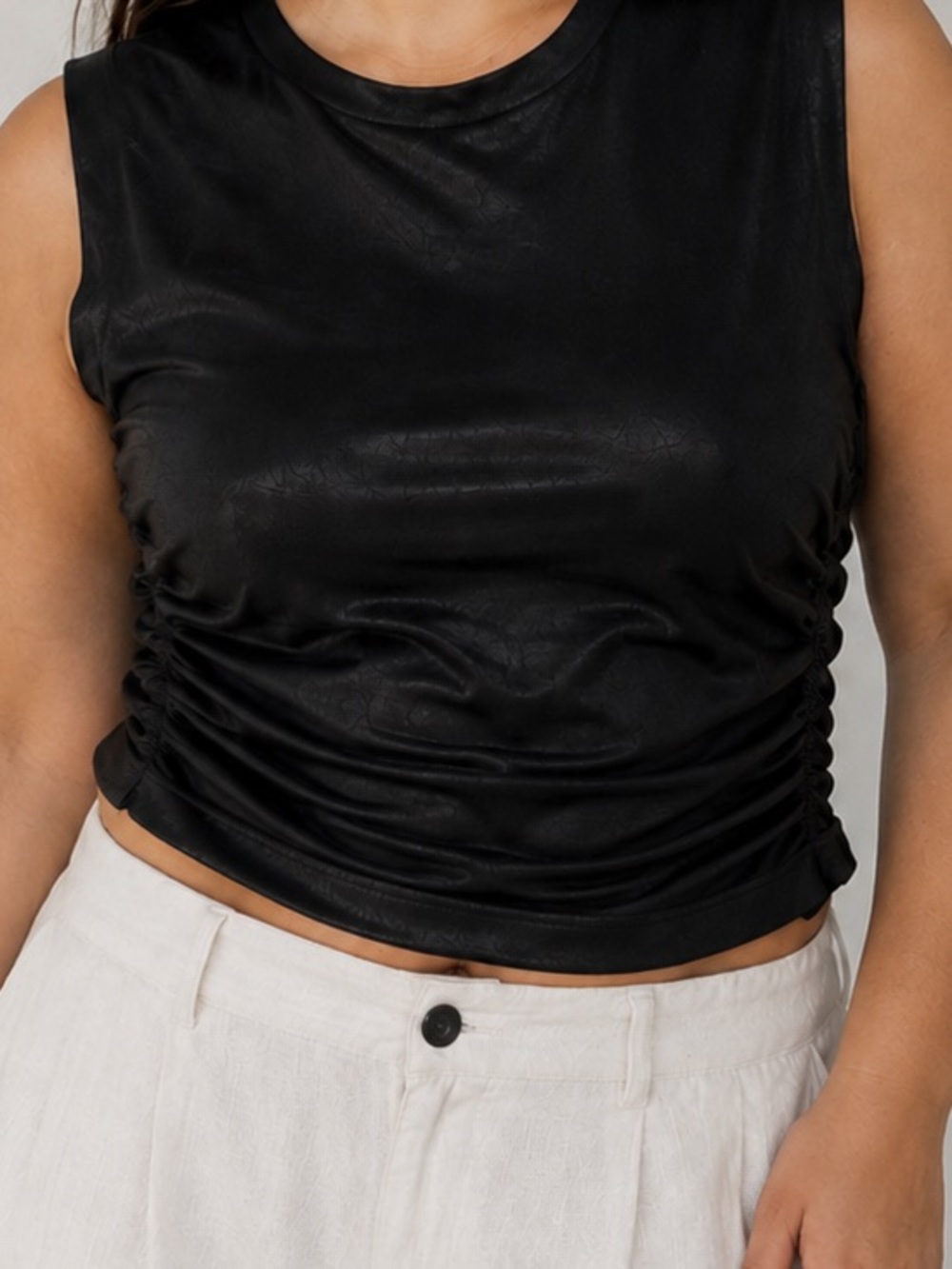 Black Textured Ruched Sleeveless Top Size L